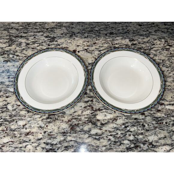 Mikasa Clarendon Rimmed Soup Bowls L3110 Set of 2 Gold Edge Fine China 8.5" Vtg - Picture 2 of 8